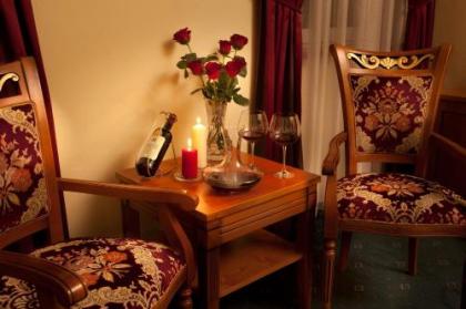 Green Garden Hotel - image 19