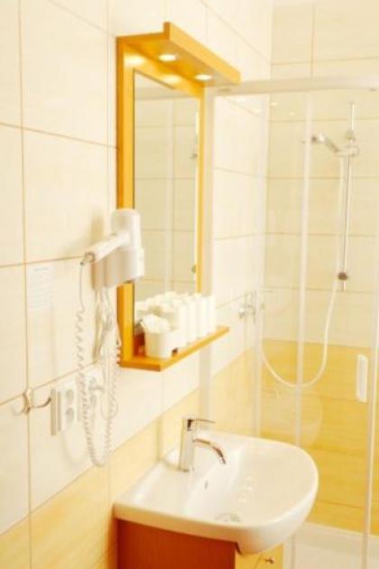 Adeba Hotel - image 12