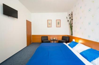 Adeba Hotel - image 2