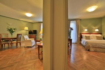 Appia Hotel Residences - image 8