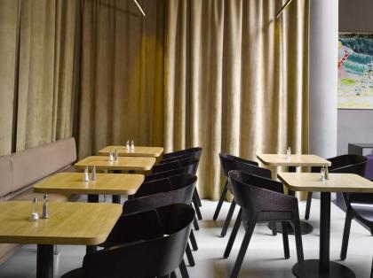 The ICON Hotel & Lounge - image 12