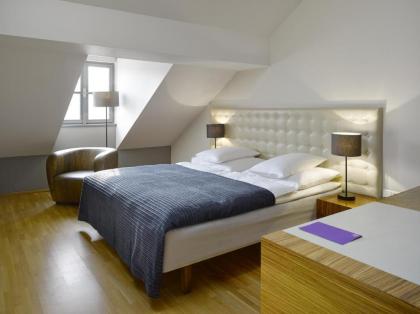 The ICON Hotel & Lounge - image 9
