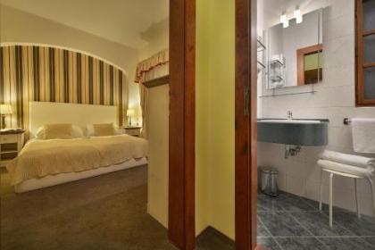 Hotel U 3 Pstrosu - image 2