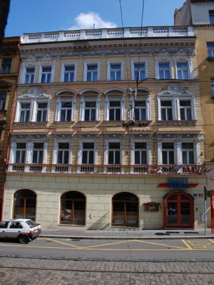 EA Hotel Tosca - image 14