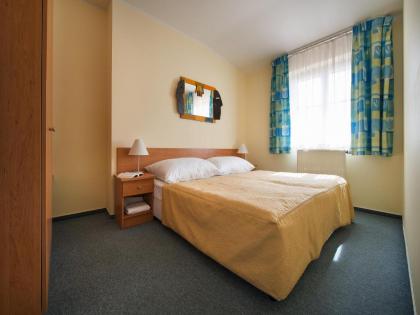 EA Hotel Tosca - image 4