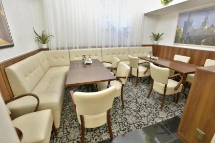 Royal Plaza - image 14