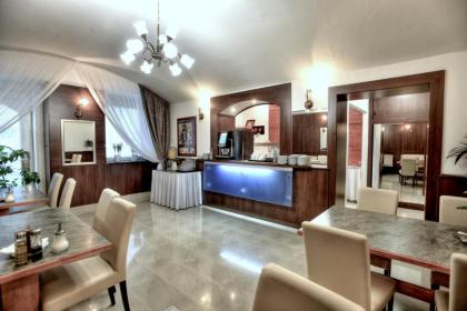 Royal Plaza - image 20