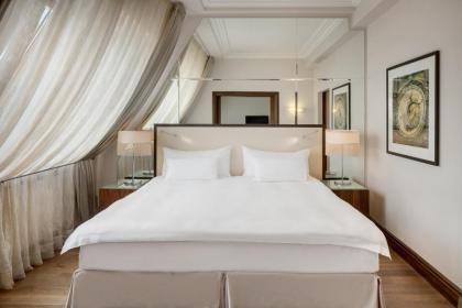 Alcron Hotel Prague - image 12