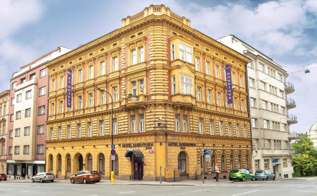 EA Hotel Downtown - main image