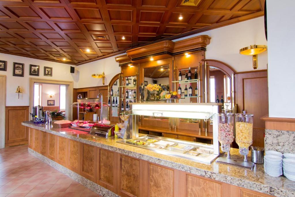 Hotel Avion - image 7