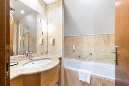 Lindner Hotel Prague Castle - image 2