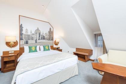 Lindner Hotel Prague Castle - image 3