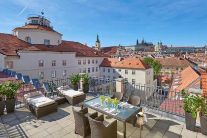 Mandarin Oriental Prague - image 1