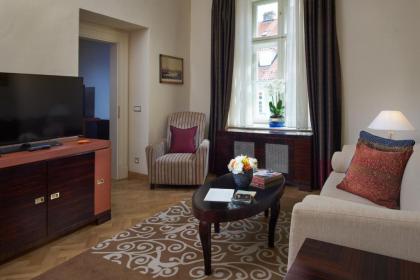 Mandarin Oriental Prague - image 7