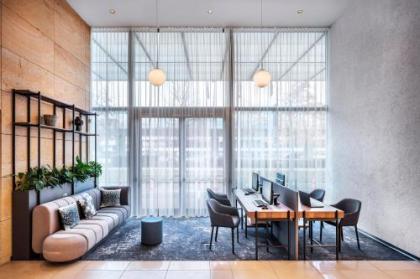 Courtyard by Marriott Prague Airport - image 12