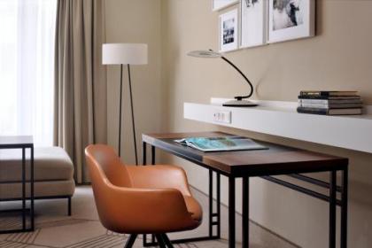 Prague Marriott Hotel - image 4