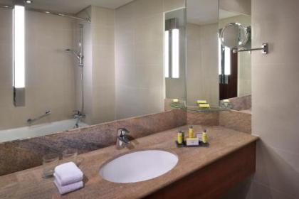 Prague Marriott Hotel - image 5