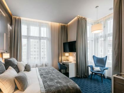 Hotel KINGS COURT - image 4