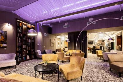 Hotel KINGS COURT - image 5