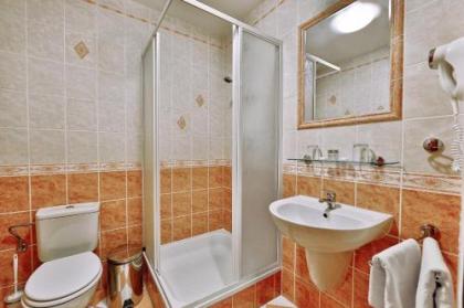Attic Hotel - image 14