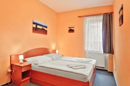 Attic Hotel - image 4