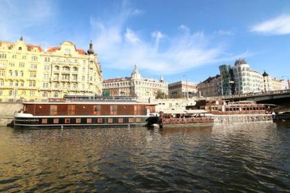 Boat Hotel Matylda - image 20