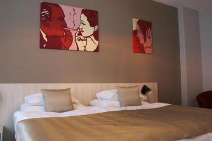 1.Republic Hotel - image 6