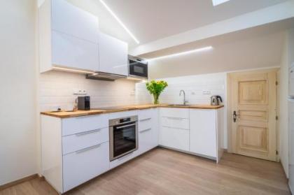 Royal Road Residence - image 13