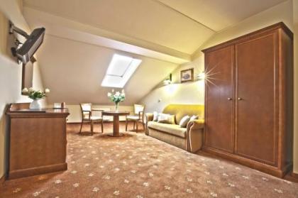 Arkada Hotel Praha - image 11