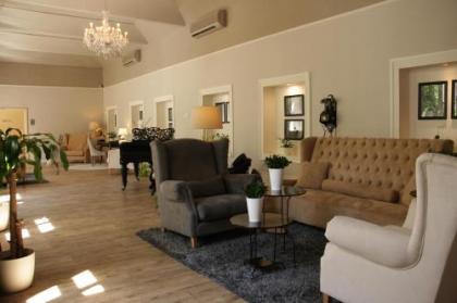 Unitas Hotel - image 11