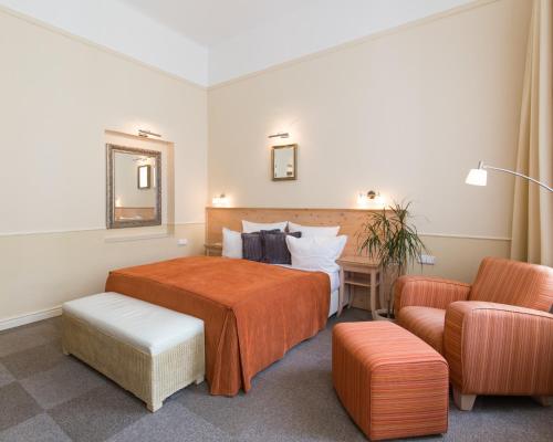 Unitas Hotel - image 7