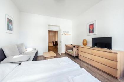 Apartments Praha 6 - image 19