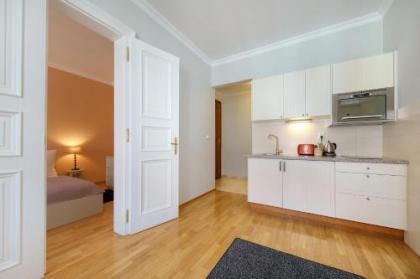 Hunger Wall Residence - image 14