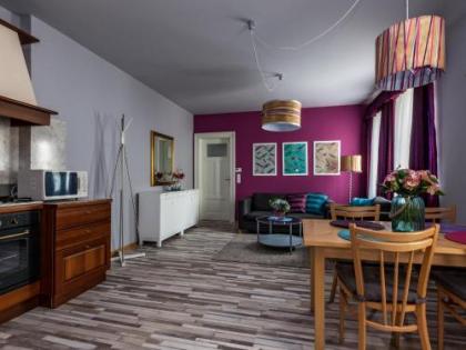 Lovely Prague Apartments - Truhlářská - image 14