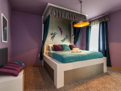 Lovely Prague Apartments - Truhlářská - image 4