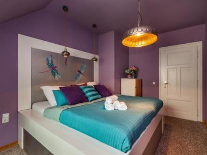 Lovely Prague Apartments - Truhlářská - image 9