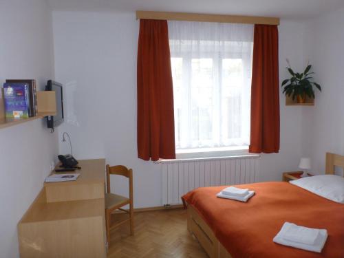 Hotel Garni Rambousek - image 2