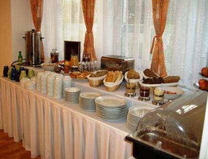 Hotel Garni Rambousek - image 5