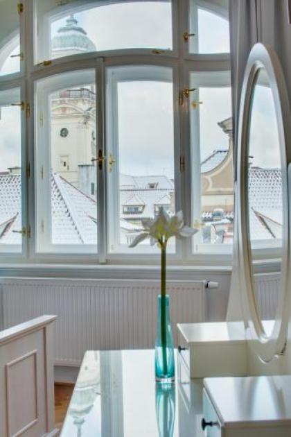 Charles Bridge Premium Apartments - image 1