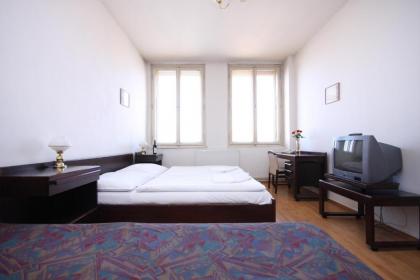Hotel Legie - image 8