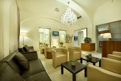 Hotel Sovereign Prague - image 7