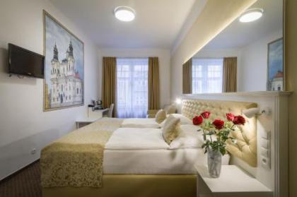 Hotel Taurus - image 10