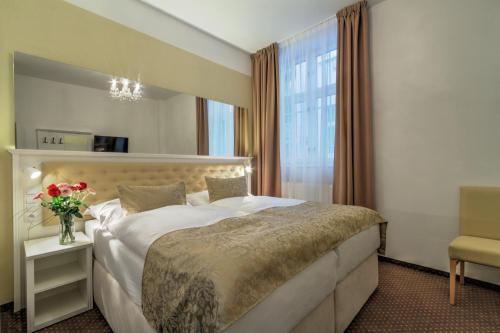 Hotel Taurus - image 4