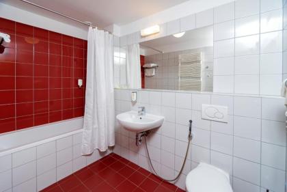 Hotel Chvalská Tvrz - image 16