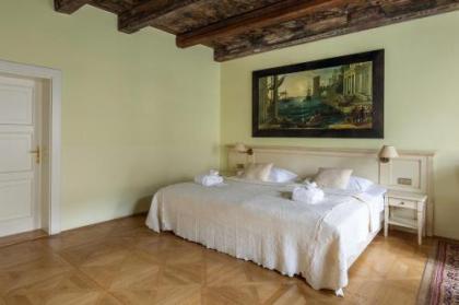 Tyn Yard Residence - image 11