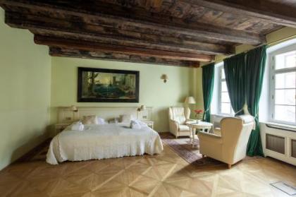 Tyn Yard Residence - image 12