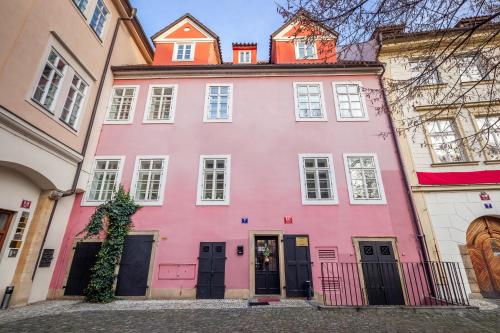 Tyn Yard Residence - image 4