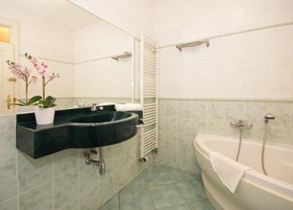 Prague Central Residence - image 3