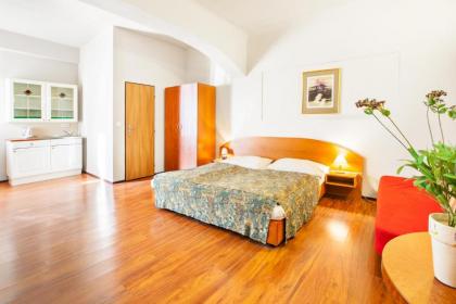 Apartment House Žižkov - image 15