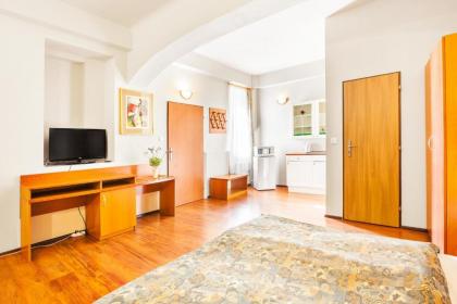 Apartment House Žižkov - image 16